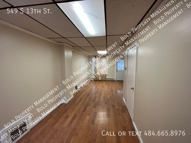 Building Photo - 549 S 13th St