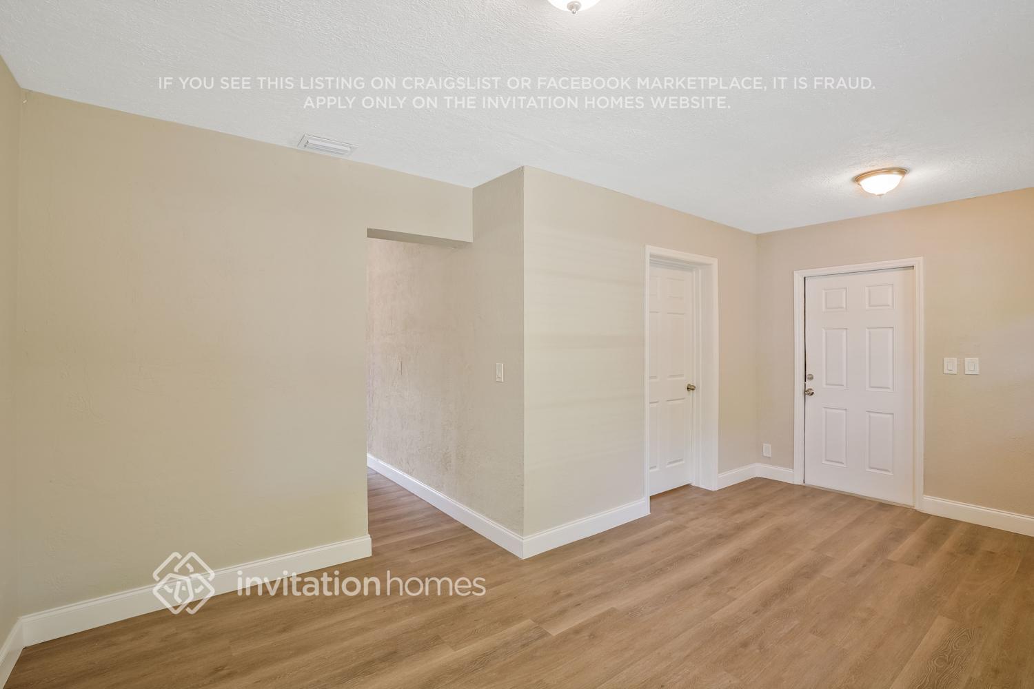 Building Photo - 117 NW 4th Ave