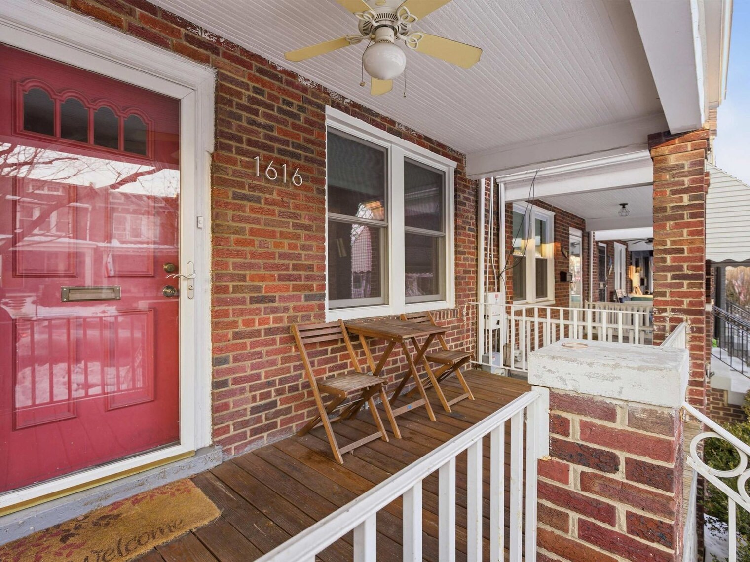Building Photo - 1616 D St NE