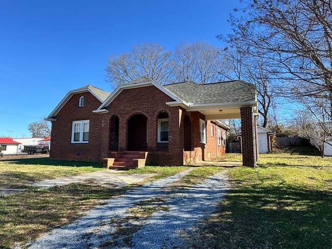 Building Photo - 3/2 in Kings Mountain, NC