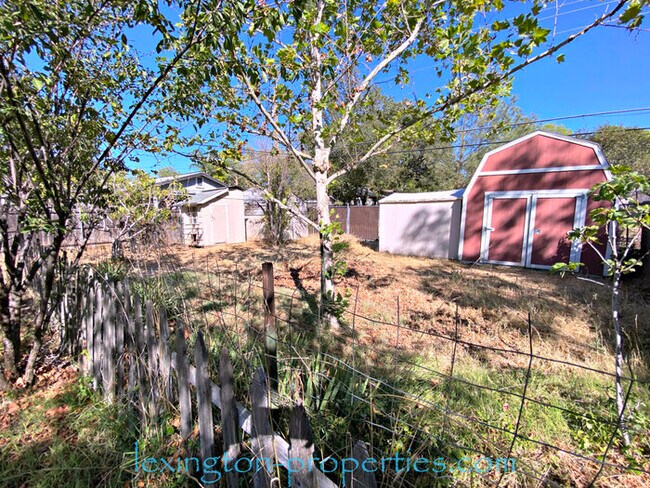 Building Photo - Fantastic, 3Bd/2Ba, Home in the Heart of Rocklin! Off Pacific St., Near Johnson-Springview Park!
