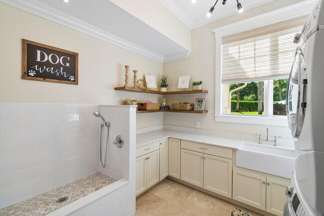 Building Photo - 16356 Bridlewood Cir