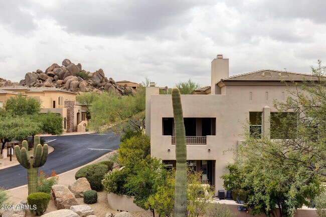 Building Photo - 28990 N White Feather Ln
