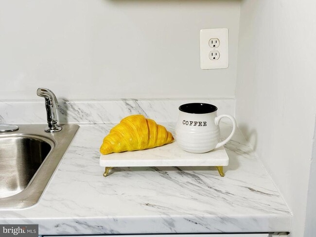 Building Photo - 112 Duvall Ln