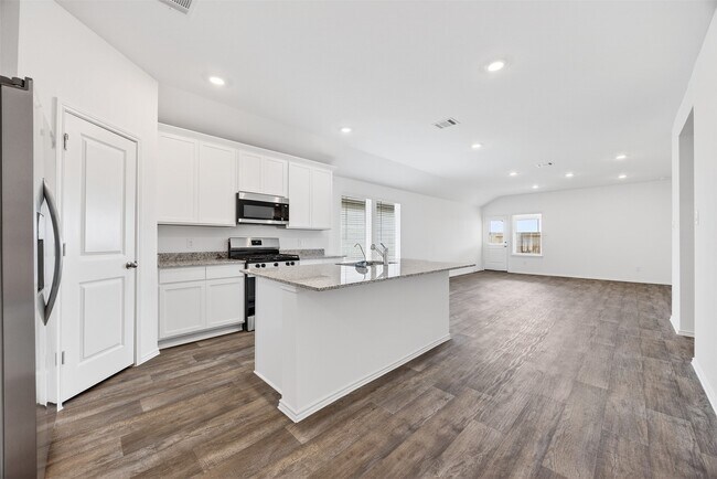 Building Photo - 3710 Marino Mile Dr