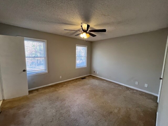 Building Photo - 510 Table Mountain Dr