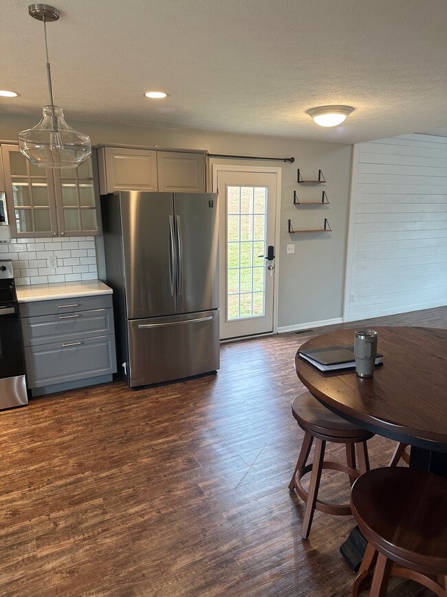 Building Photo - 6601 County Rd 625