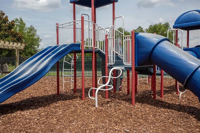 Building Photo - 8613 SW 76th Pl