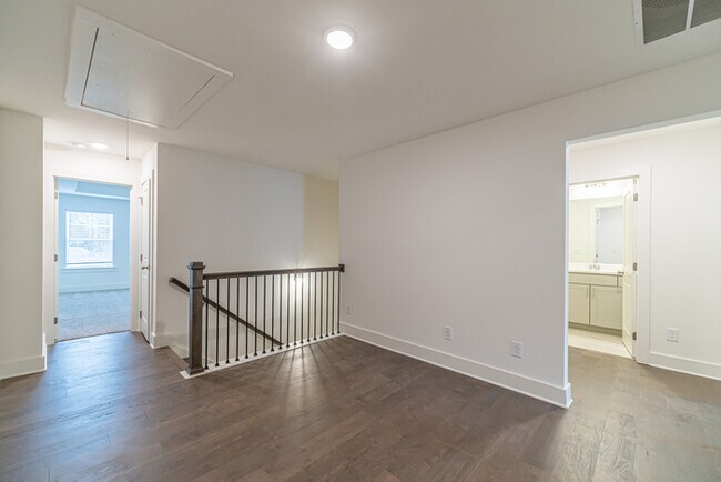 Building Photo - 56 Garrison Dr