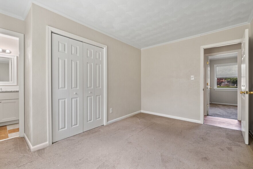 Building Photo - 3305 Portobello Ct