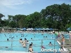 Building Photo - 7 Bond St