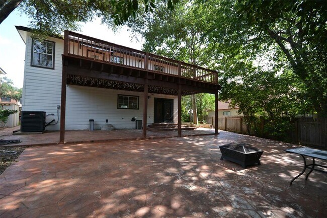 Building Photo - 9543 Summerbrook