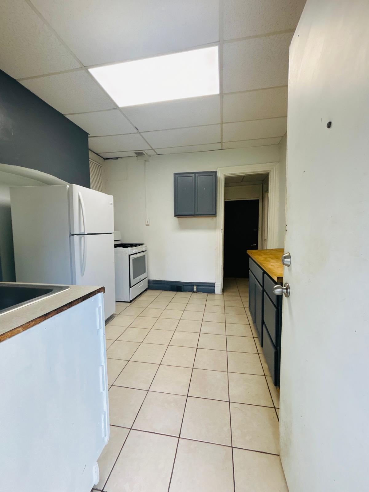 Building Photo - 5551 Columbo St