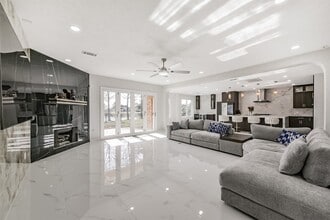 Building Photo - 2315 Bending Spring Dr