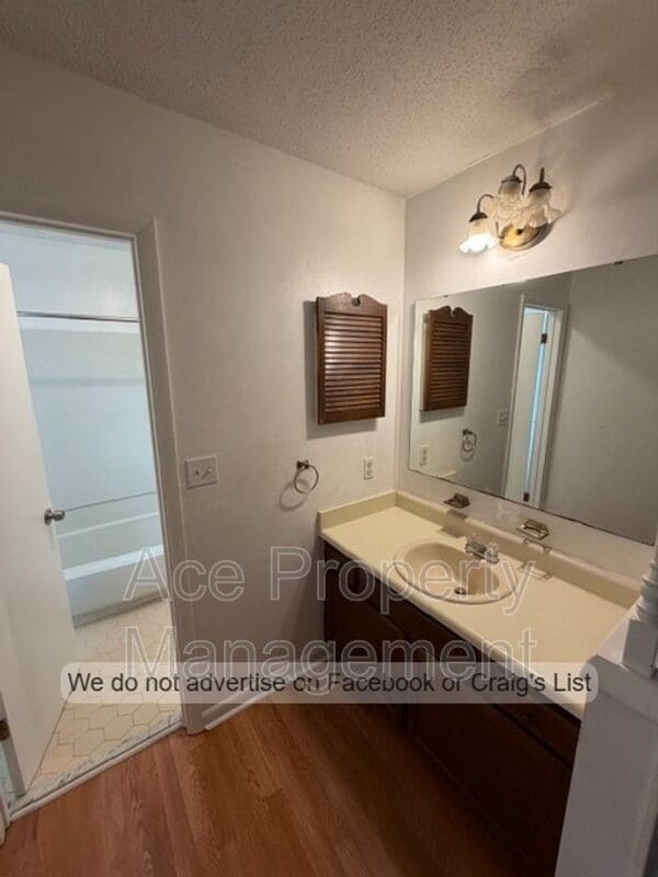 Building Photo - 1863 Windlock Dr