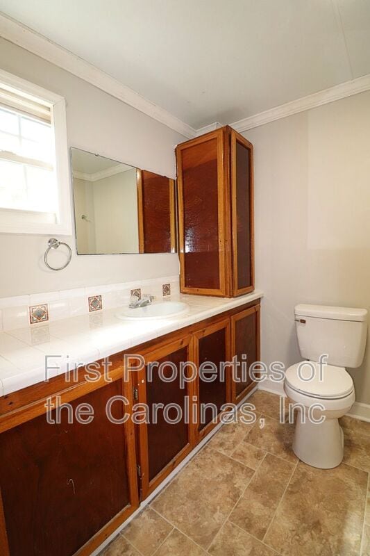 Building Photo - 203 N New Hope Rd