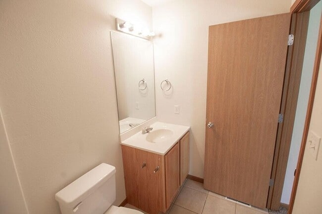 Building Photo - 1529 Bodie Dr