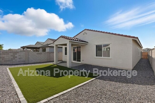 Building Photo - 18260 W Daley Ln