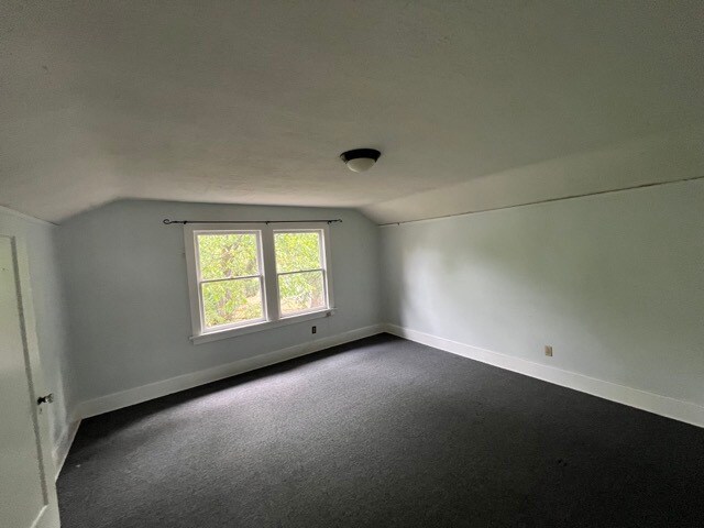 Building Photo - 2536 SE 38th Ave