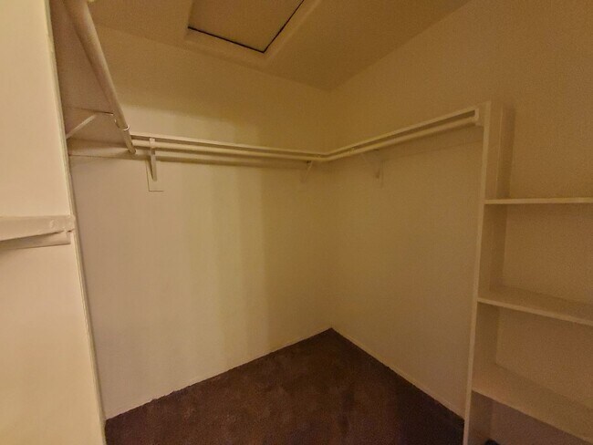 Building Photo - 5615 Sugar Pine Dr