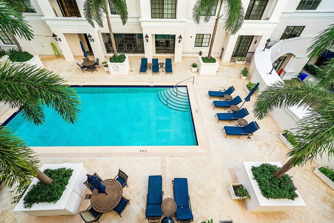 Building Photo - 233 S Federal Hwy