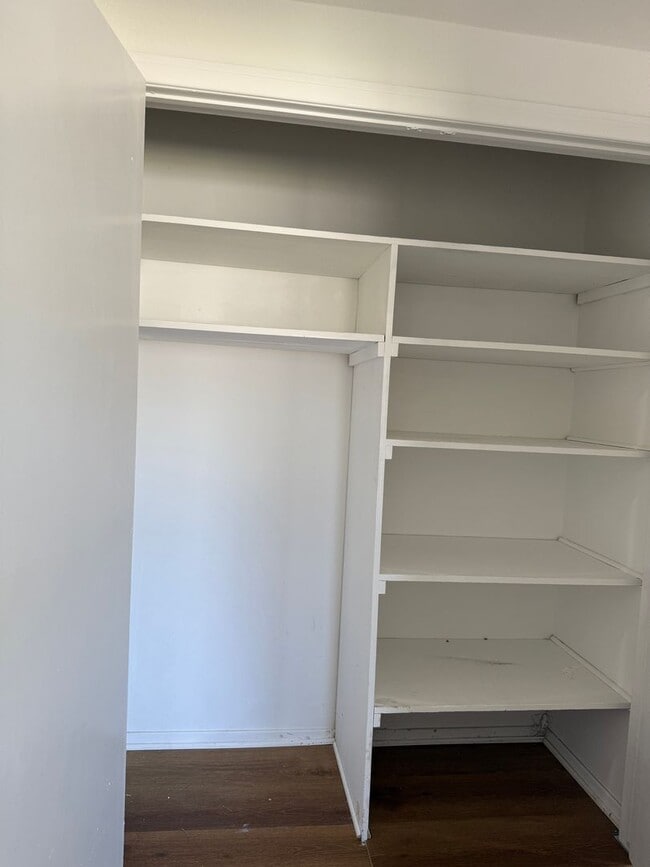 Building Photo - Charming 4-Bedroom Home for Rent in San Be...
