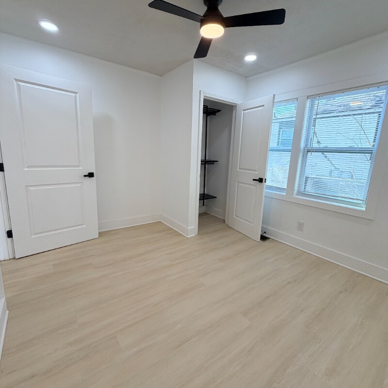 Building Photo - 1338 Sharon St NW