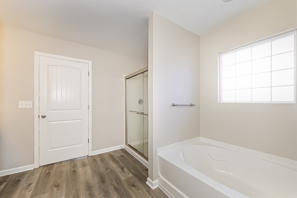 Building Photo - 2901 S Hills