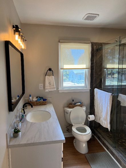 Building Photo - 2513 Foxworth Dr