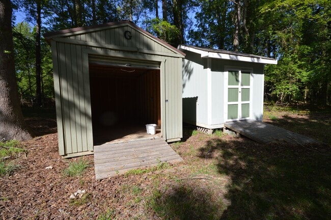 Building Photo - 2504 Timothy Dr