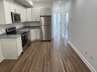 Building Photo - 675 N 39th St