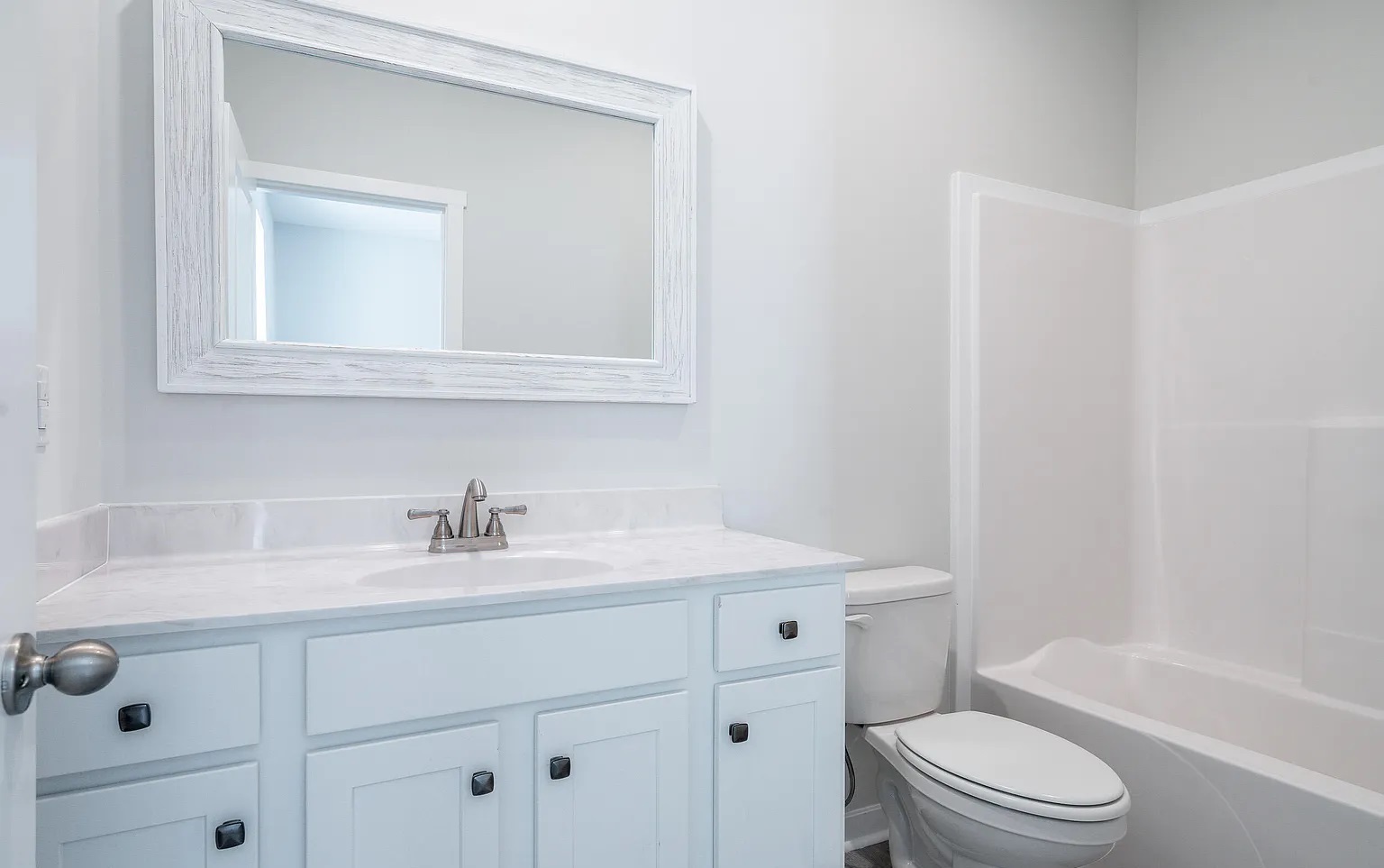 Master Bathroom - 9105 Beach Dr SW