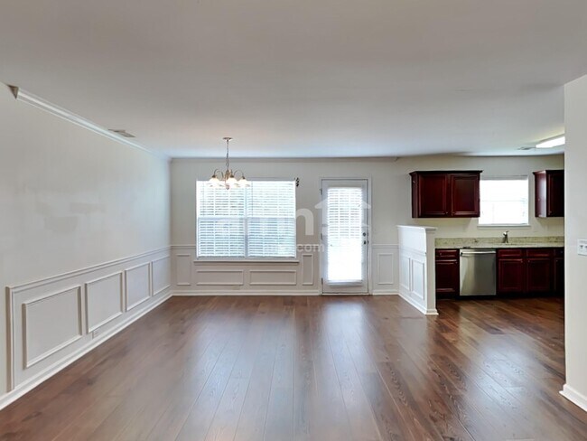 Building Photo - 342 Hidden Creek Ln