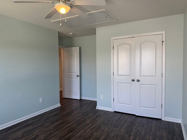 Building Photo - 6308 Durango Way