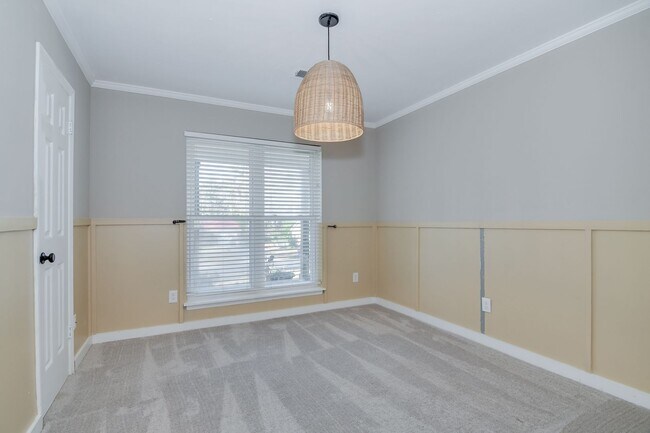 Building Photo - 4 Bedroom Ranch in Columbia County