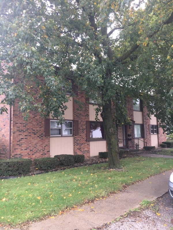 Primary Photo - 301 S Division St
