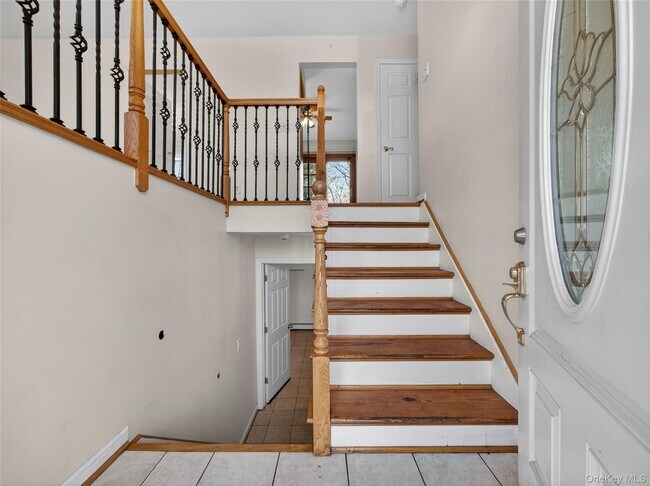 Building Photo - 14 Michele Ct