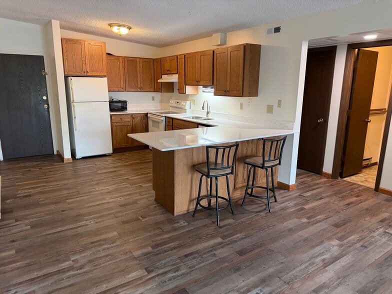 Apt 13 - Maple Apartments LLC