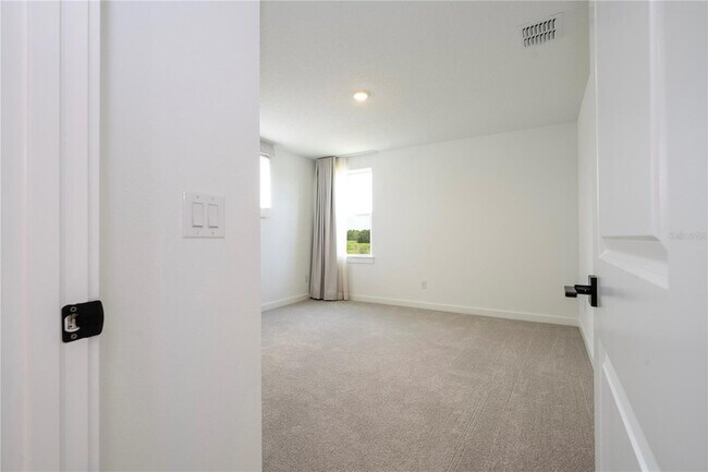 Building Photo - 2184 Broadbrook Dr