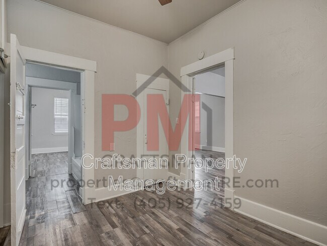 Building Photo - 1226 NW 8th St