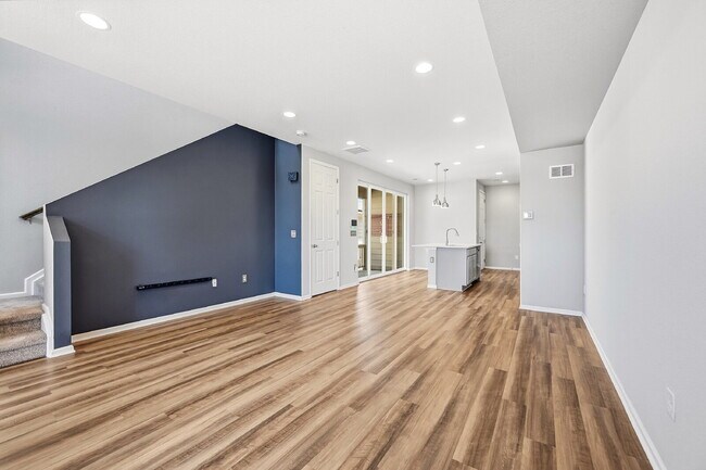 Building Photo - $2,195.95, 2-bed, 2.5-bath with a washer and dryer in unit.