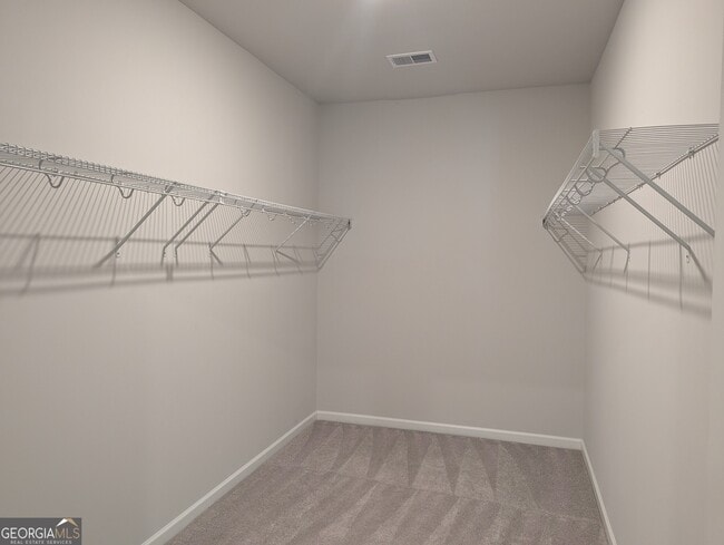 Building Photo - 269 Lillian St