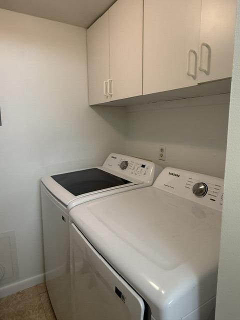 Building Photo - 445 Pine Glen Ln