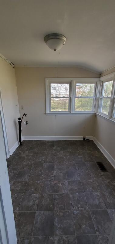 Building Photo - 104 Drugstore St