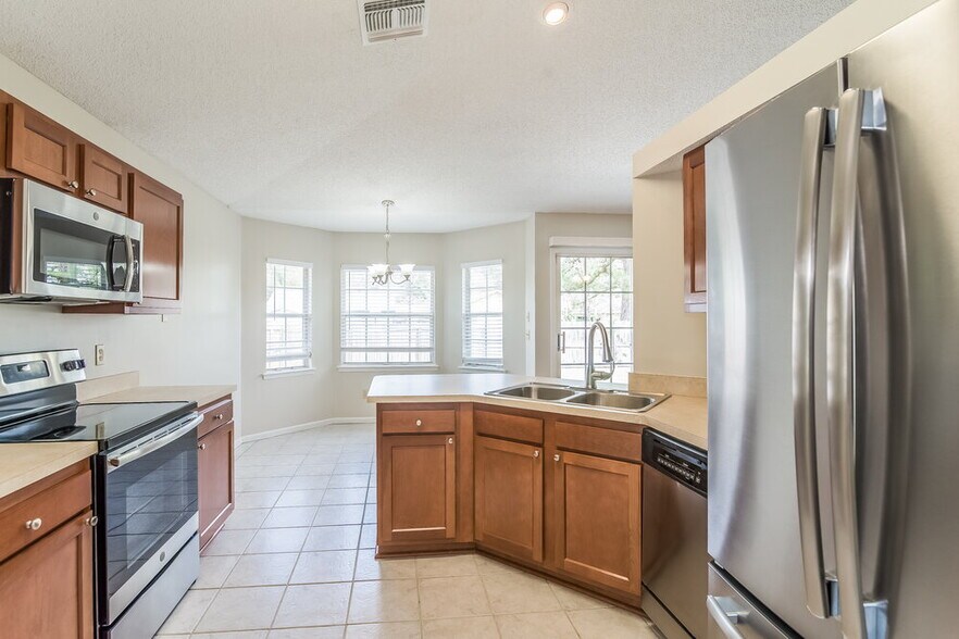 Building Photo - 8037 Boonesborough Trail