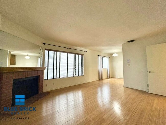 Building Photo - 4455 Vista Del Monte Ave