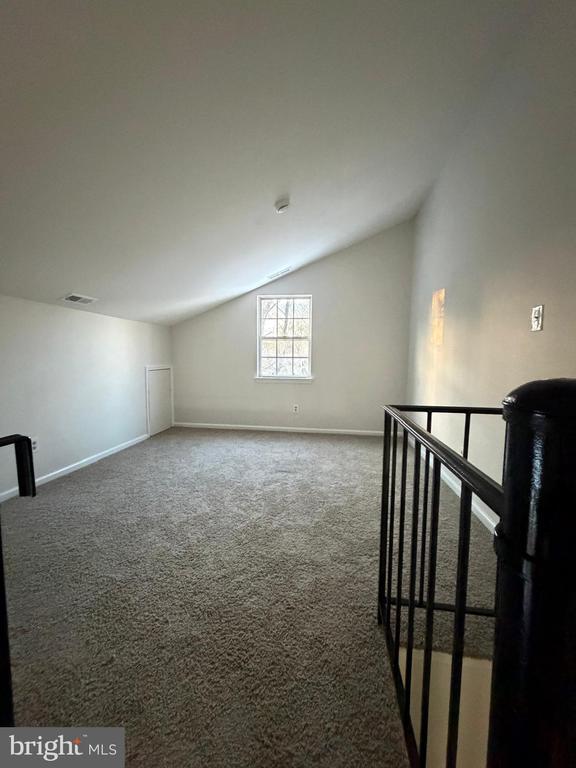 Building Photo - 1194 Tristram Cir