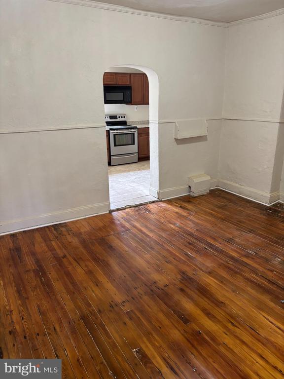 Building Photo - 616 E Moore St