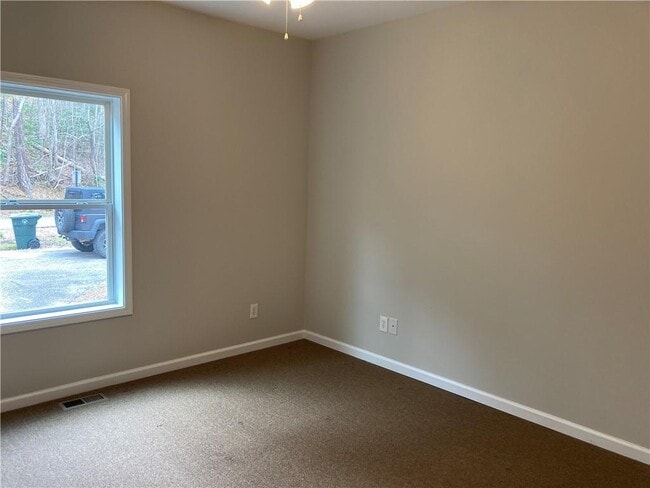 Building Photo - 273 Housley Dr