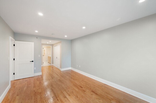 Building Photo - 75 Cambridge Pkwy